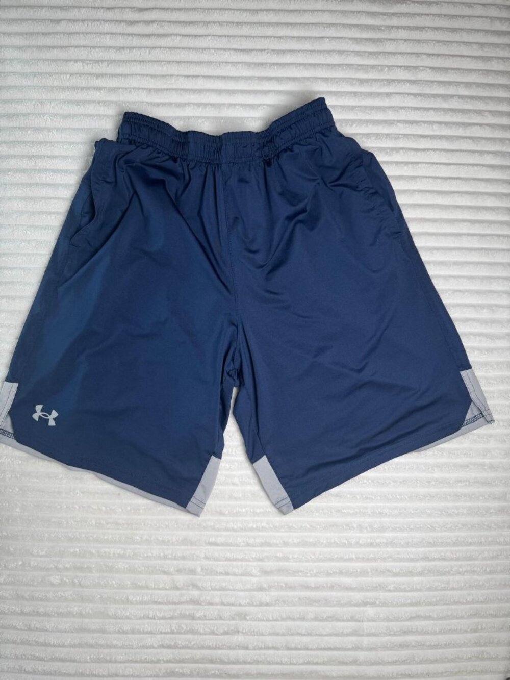 Under Armour Shorts Mens L Navy Blue Heat Gea Loose Fit Athletic Gym Running